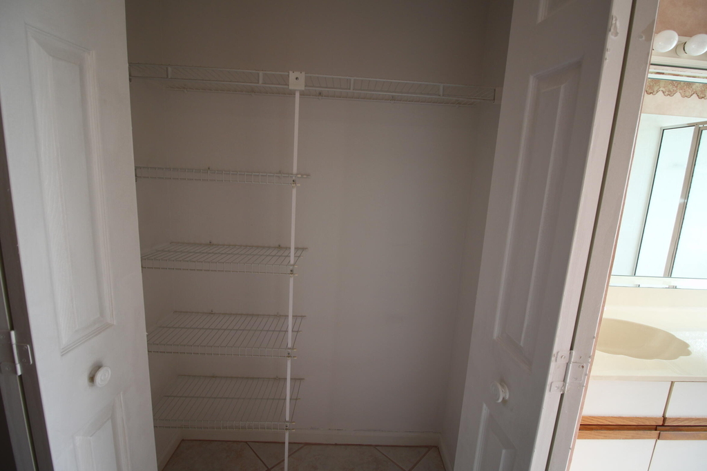 7342 Pinewalk Drive S - Photo 11