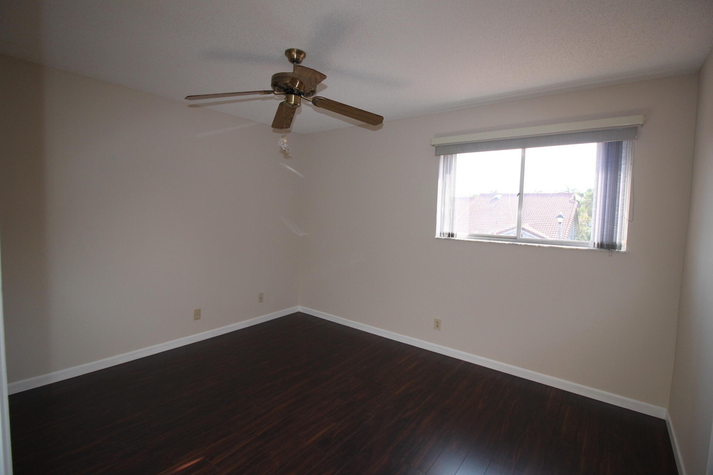 7342 Pinewalk Drive S - Photo 21