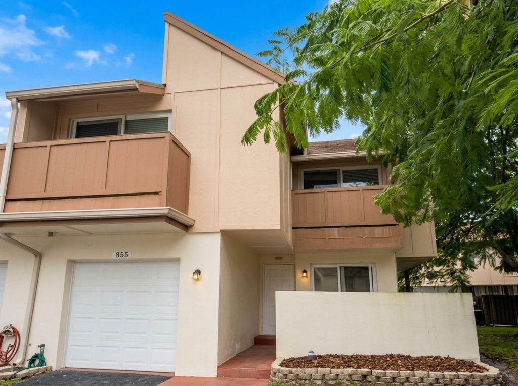 855 Nw 80th Way - Photo 9