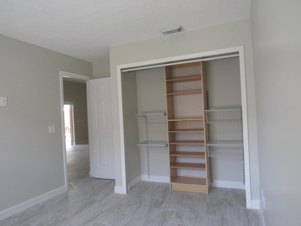 1242 Sw Melrose Avenue - Photo 17