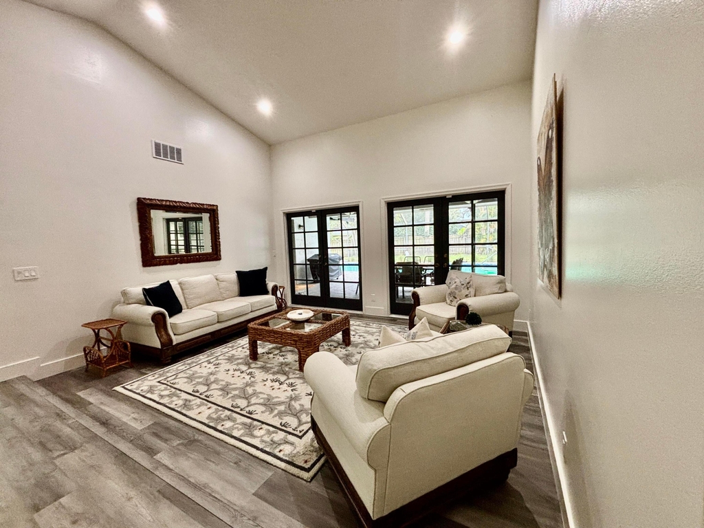 325 Knotty Wood Lane - Photo 5