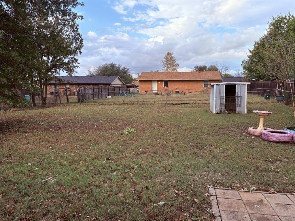 711 Meadowlake Drive - Photo 17