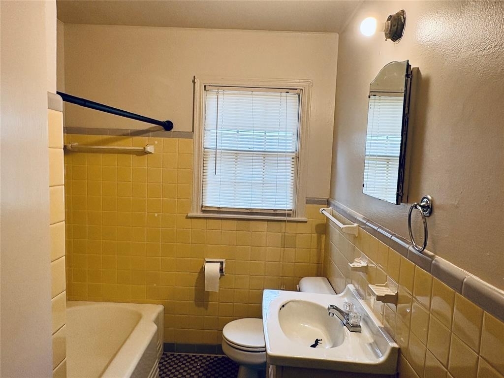 5305 N Walker Avenue - Photo 9