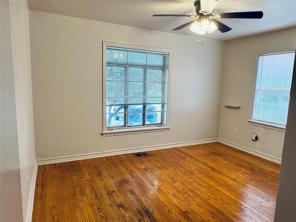 5305 N Walker Avenue - Photo 8