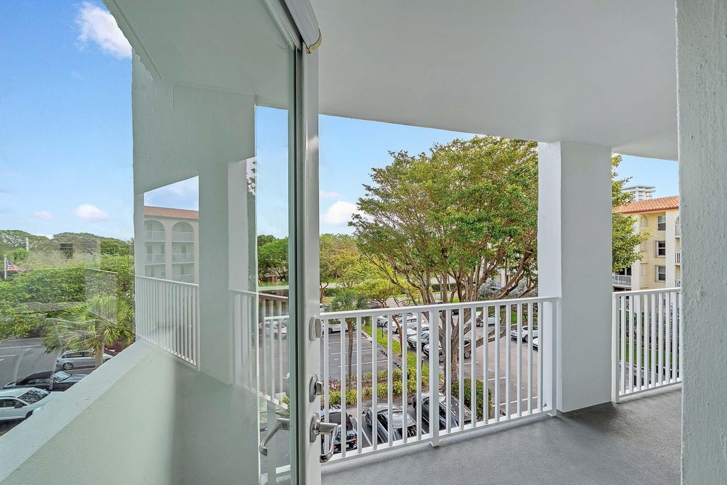 1111 S Ocean Boulevard - Photo 33