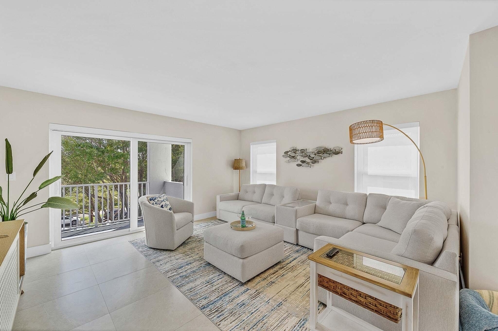 1111 S Ocean Boulevard - Photo 1