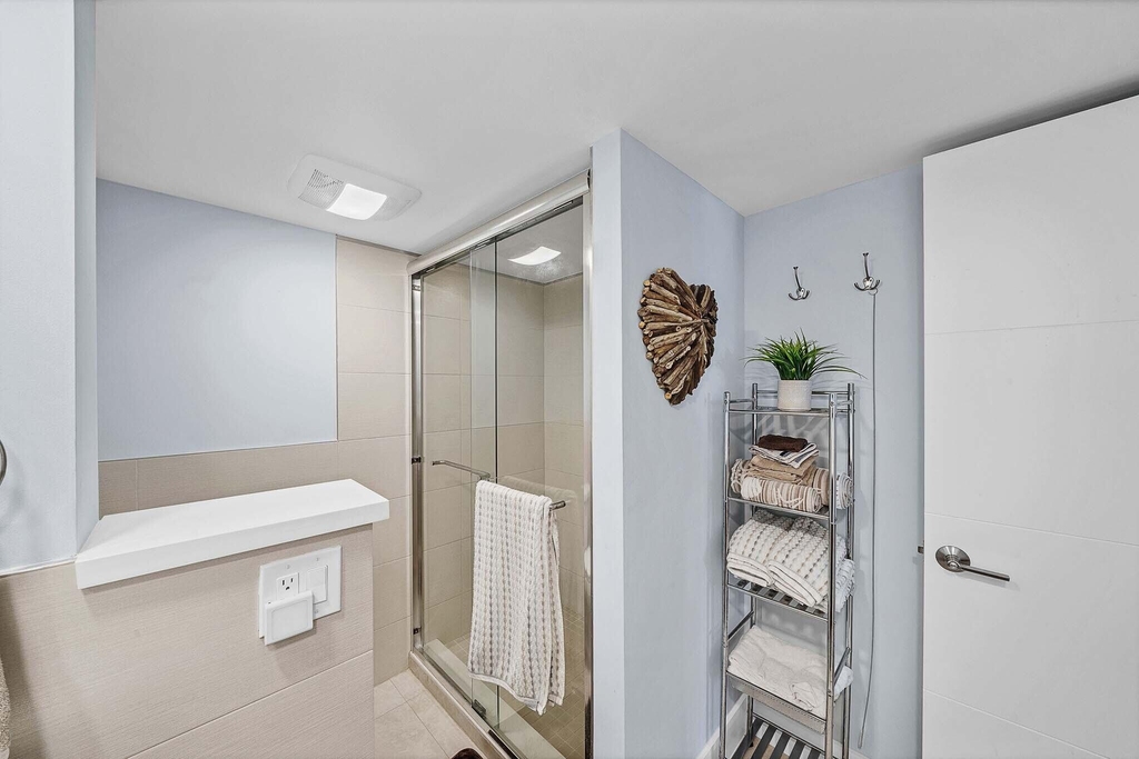 1111 S Ocean Boulevard - Photo 23