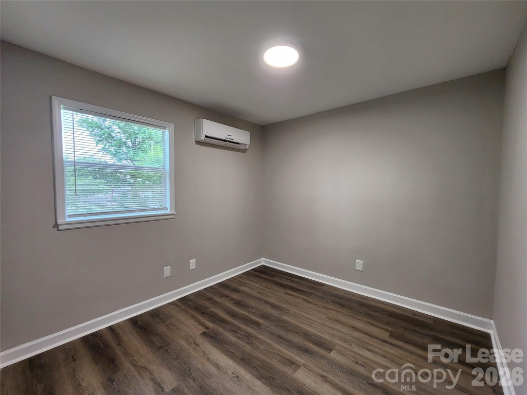 1531 E Liberty Street - Photo 12