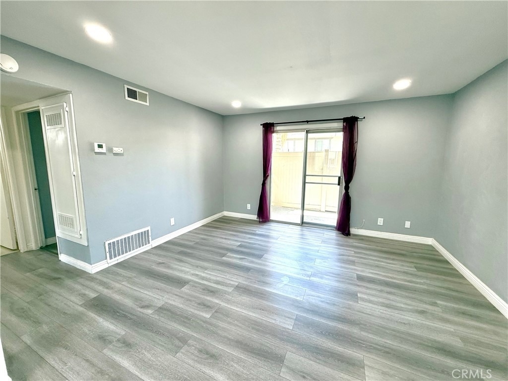 12835 10th Street - Photo 4