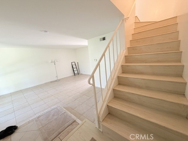 775 Hampshire - Photo 15