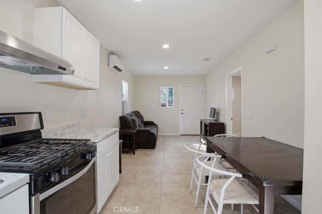 7542 White Oak Ave - Photo 9