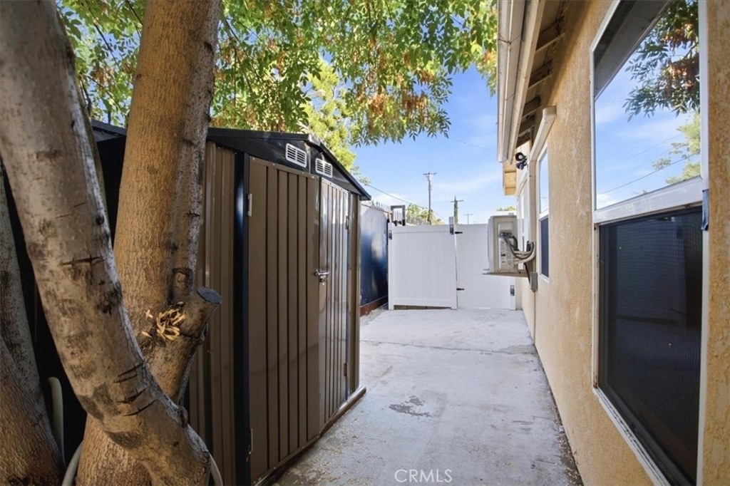 7542 White Oak Ave - Photo 22