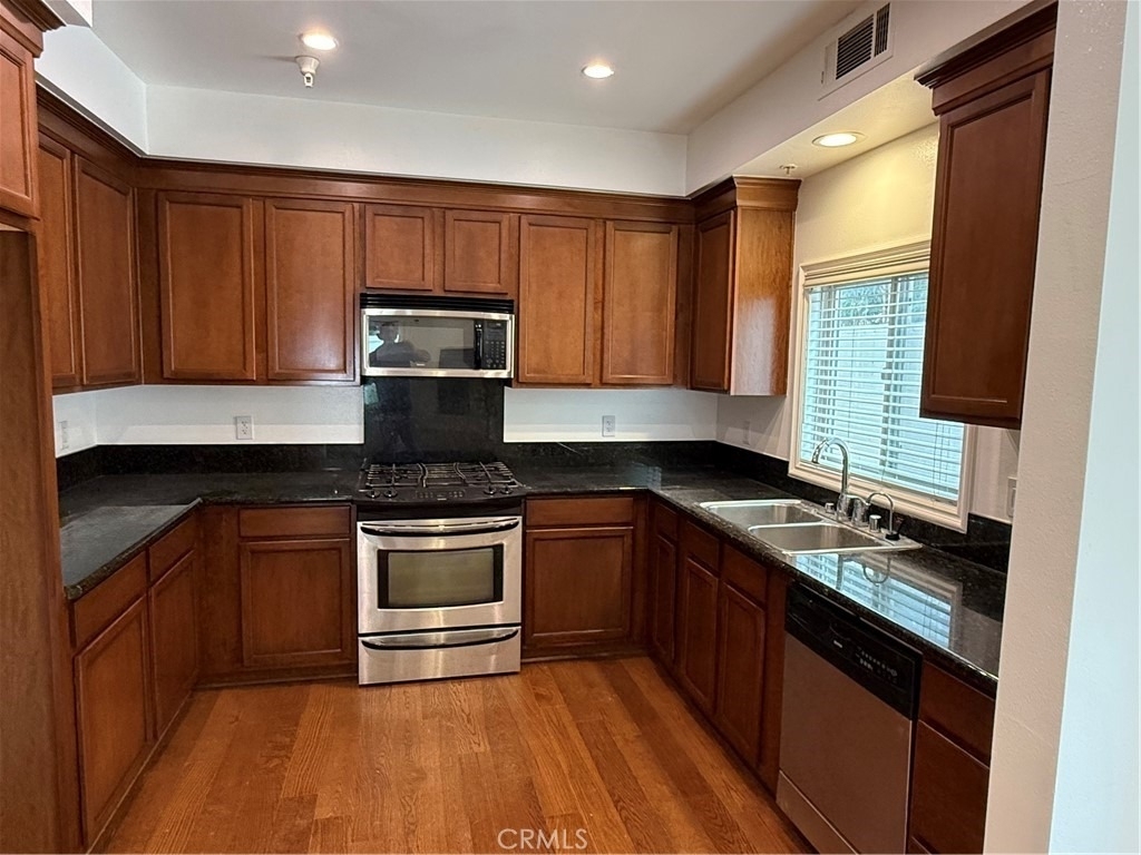 1410 N Curson Ave., #105 - Photo 7