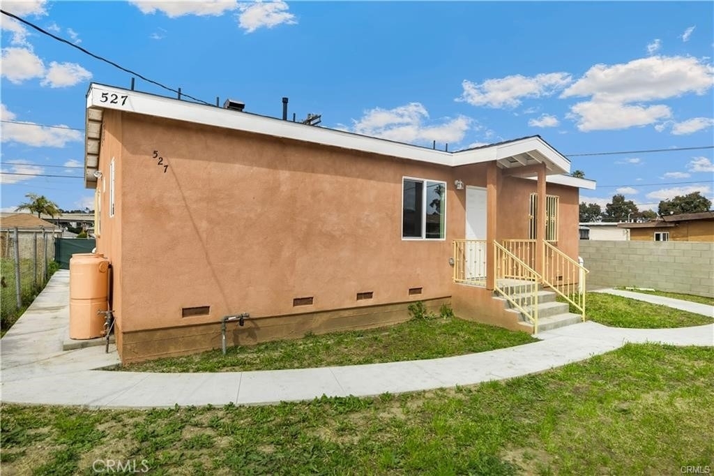 527 W 119th - Photo 0