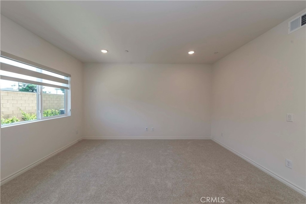 11502 Artesia - Photo 17