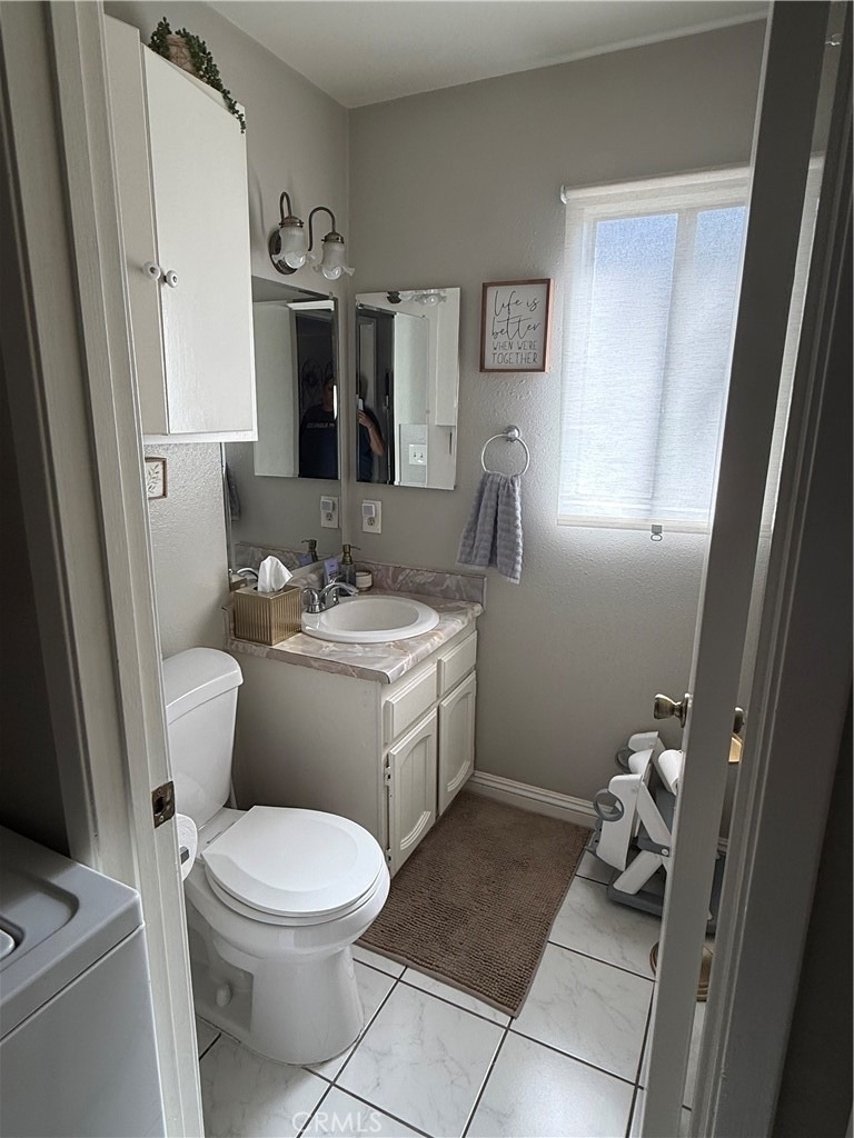 632 E Birch - Photo 2