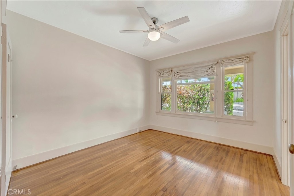 351 Newport Avenue - Photo 22