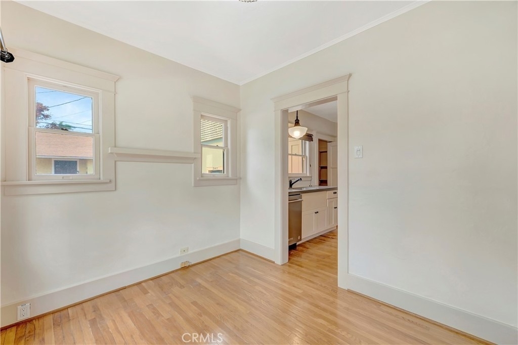 351 Newport Avenue - Photo 14