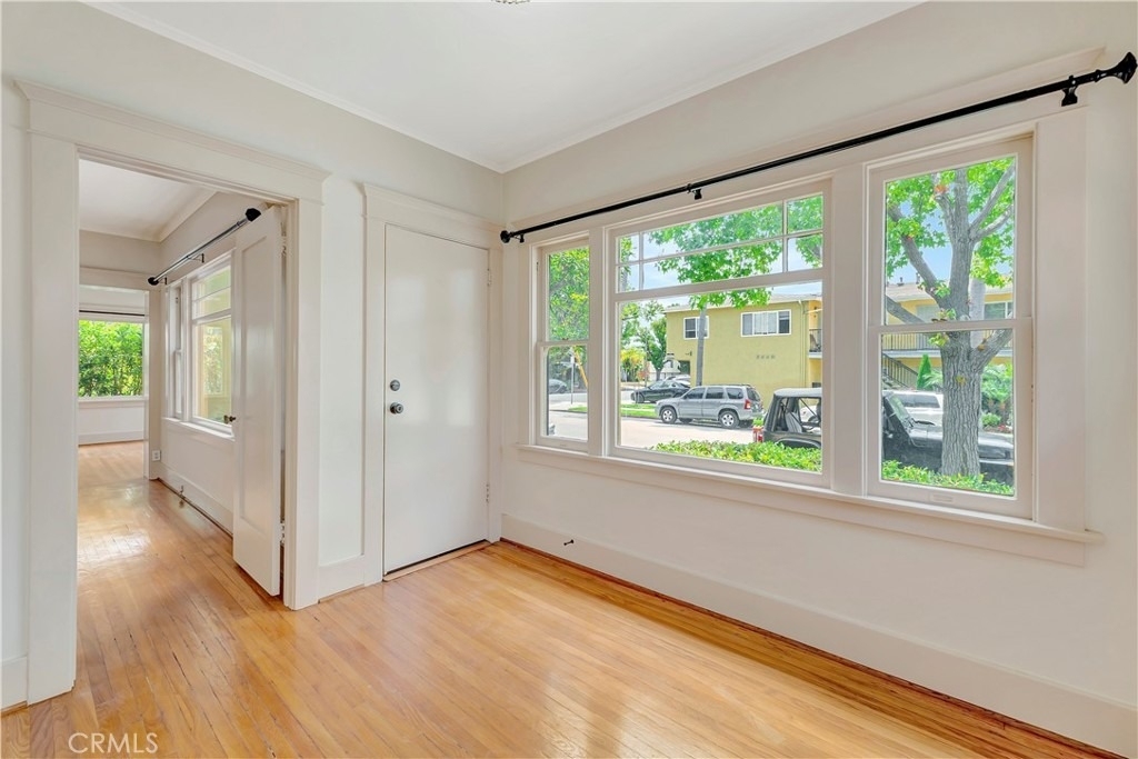 351 Newport Avenue - Photo 12
