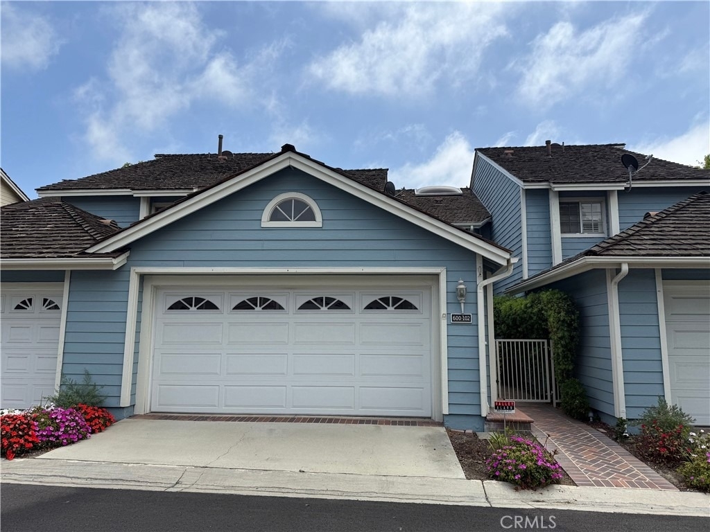 600 Wakefield Ct - Photo 1
