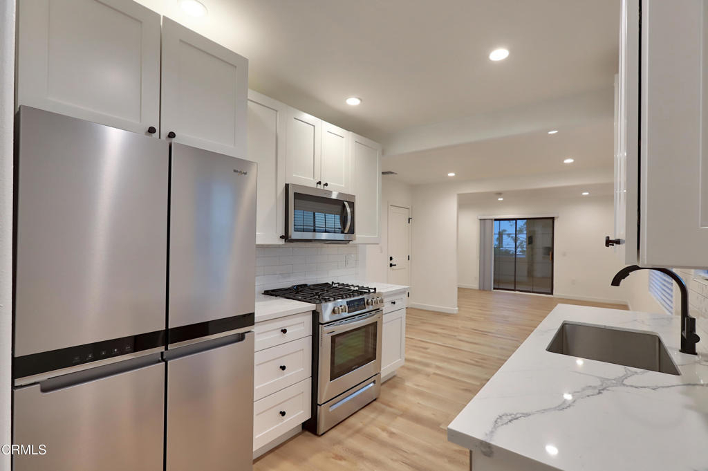 2236 Glendale Boulevard - Photo 8