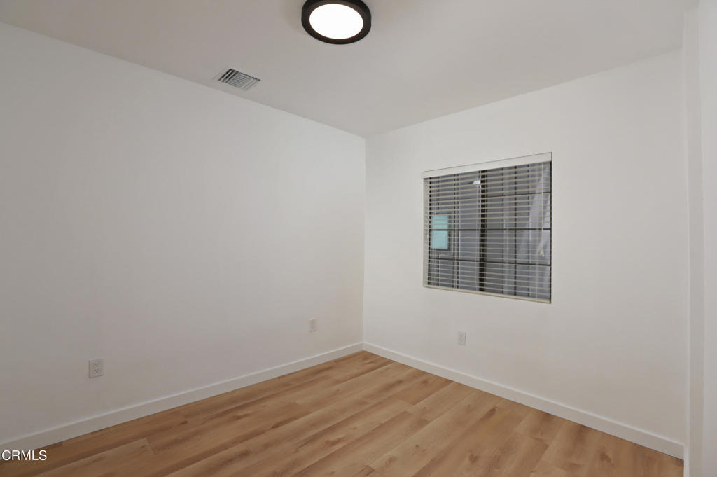 2236 Glendale Boulevard - Photo 9