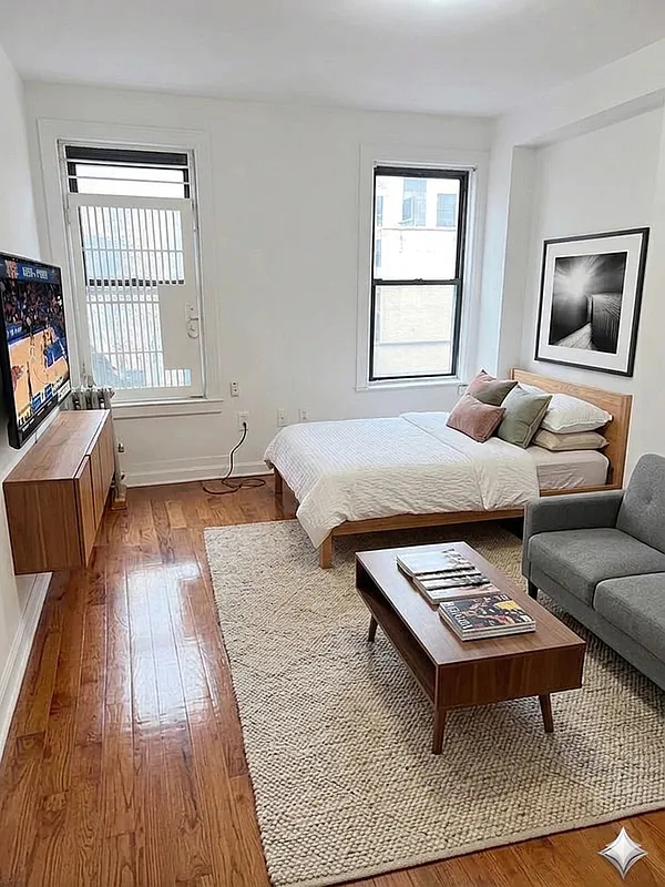 200 Allen Street - Photo 0