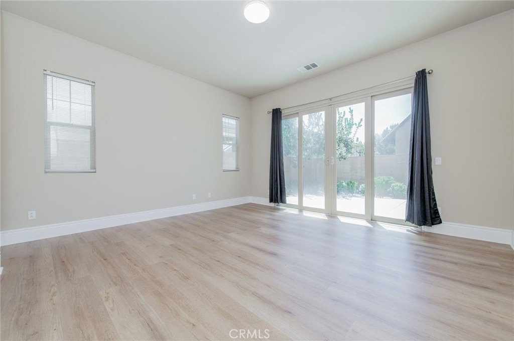 164 Pavilion - Photo 10