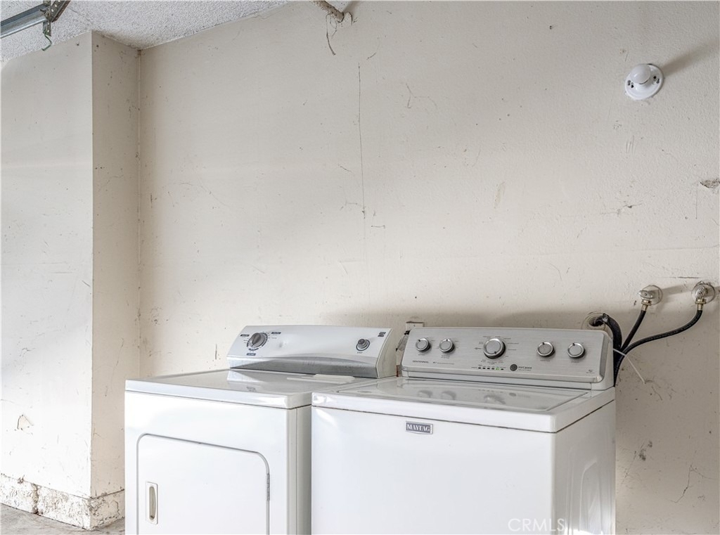 1650 S Campus Avenue - Photo 12