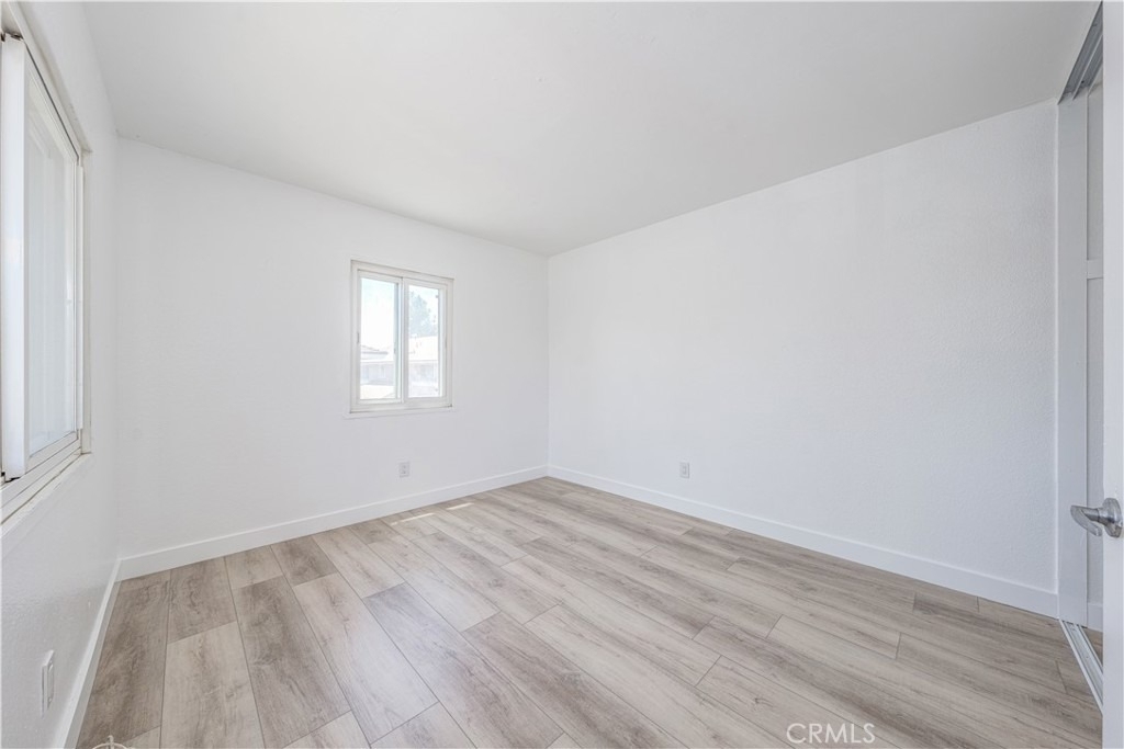 1650 S Campus Avenue - Photo 21