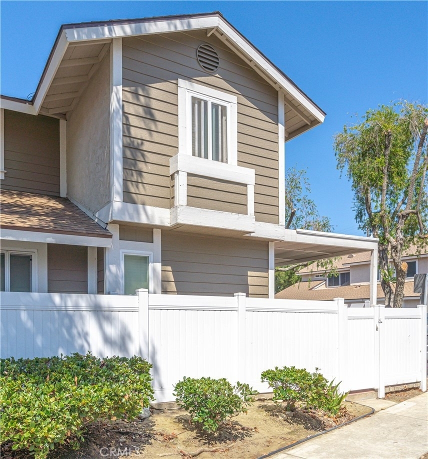 1650 S Campus Avenue - Photo 24