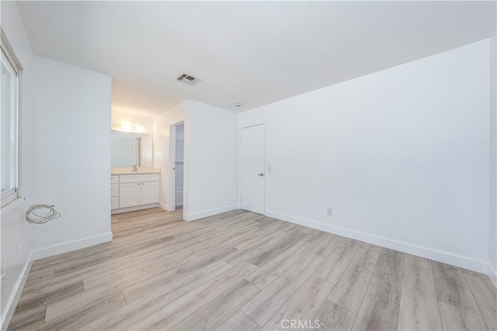 1650 S Campus Avenue - Photo 14
