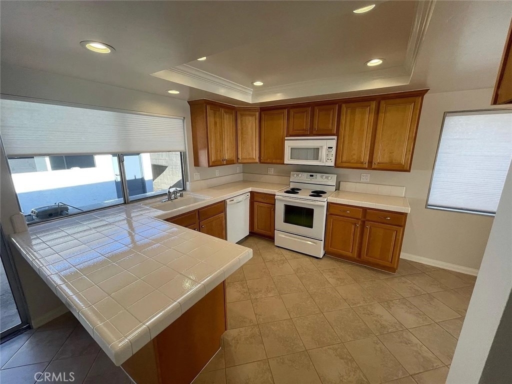 25372 Pacifica Avenue - Photo 10