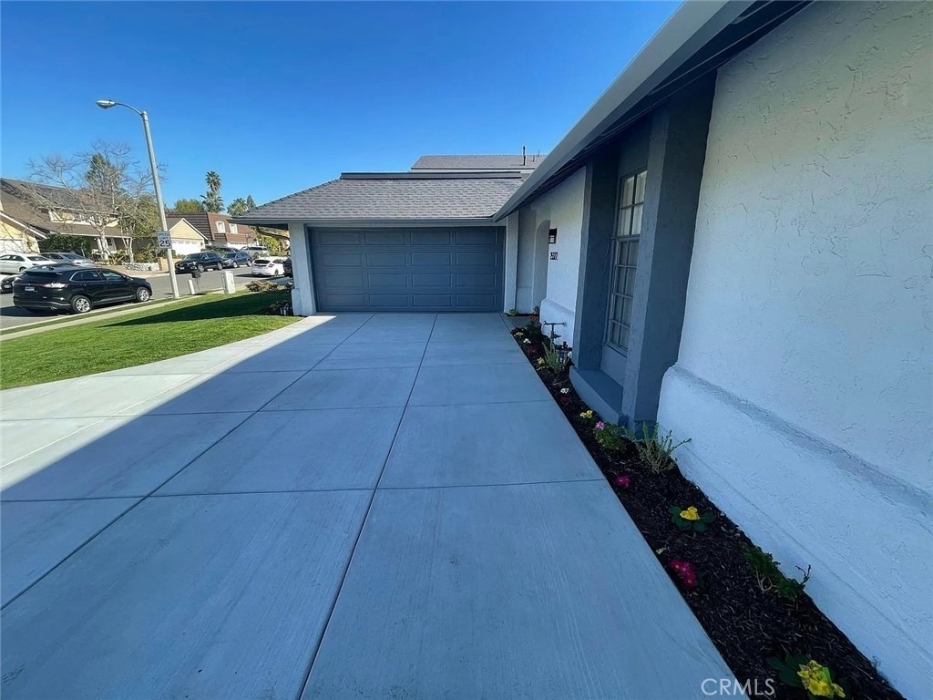 25372 Pacifica Avenue - Photo 2