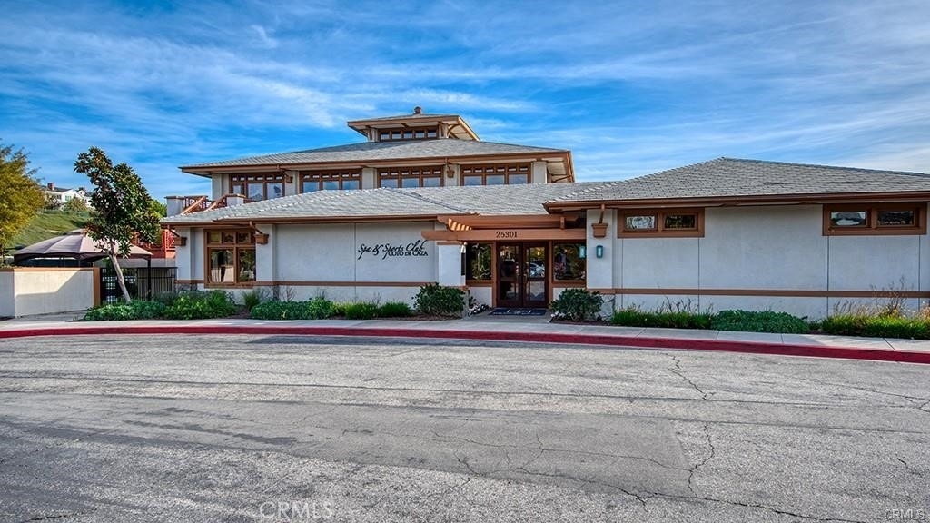 17 Pamela Way - Photo 32