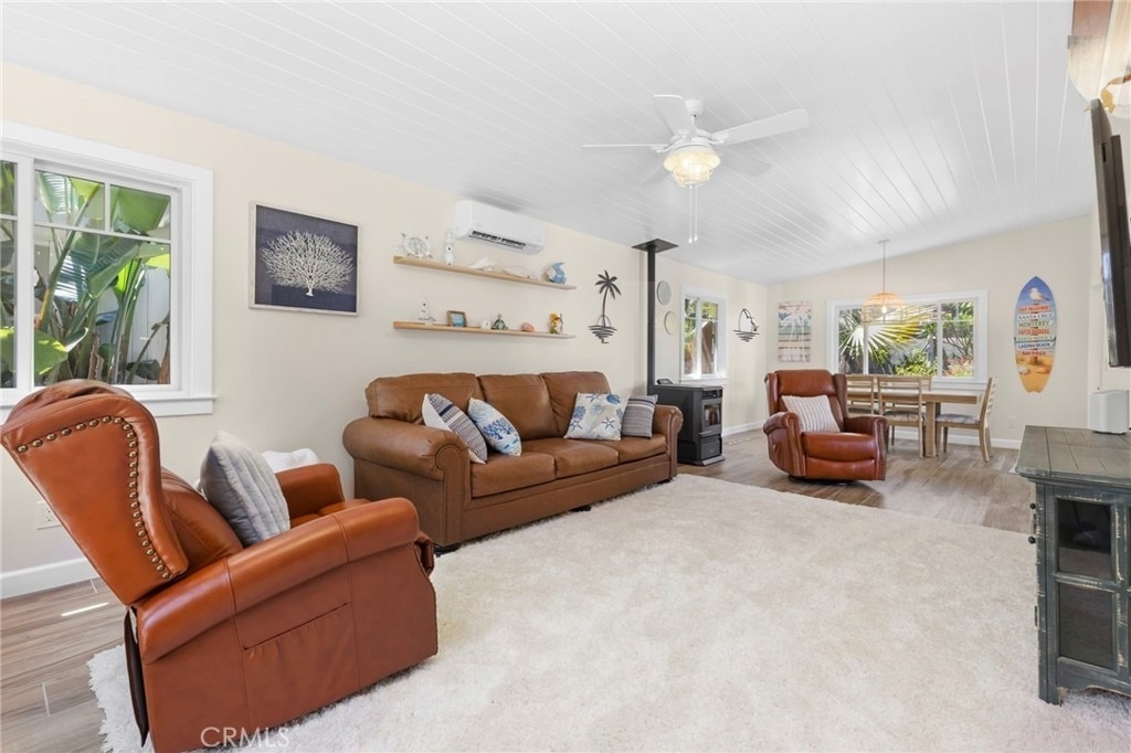 142 E Glaucus St - Photo 6