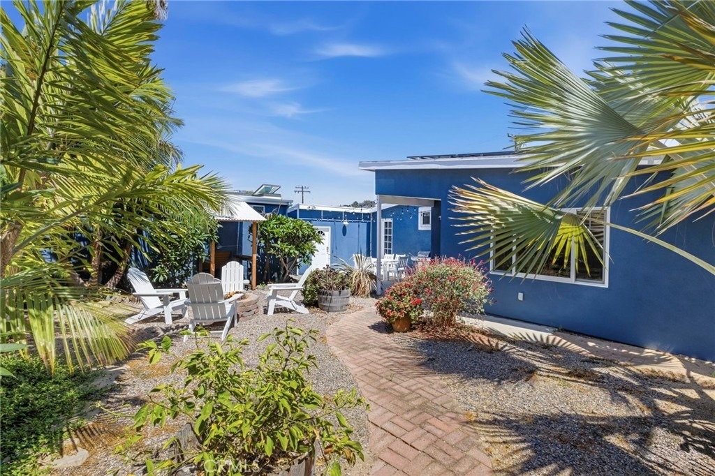 142 E Glaucus St - Photo 32