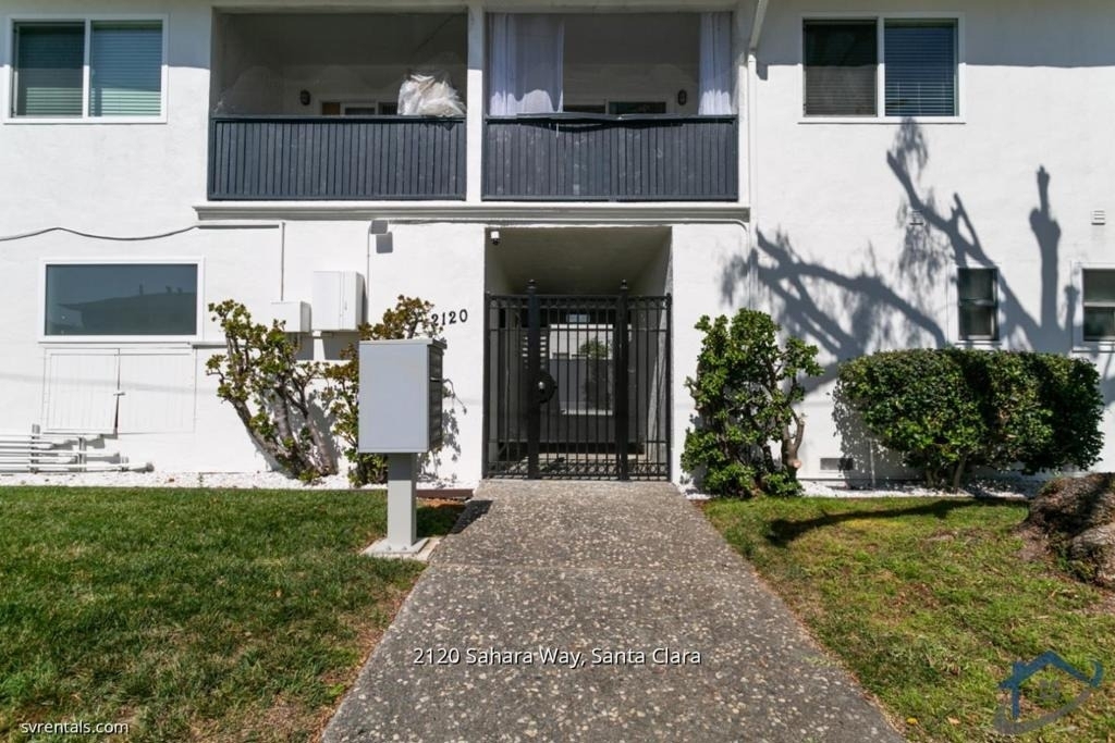 2120 Sahara Way - Photo 5