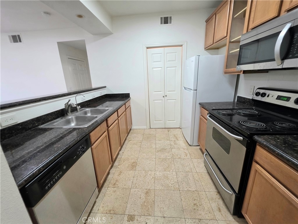 375 Central Avenue - Photo 4