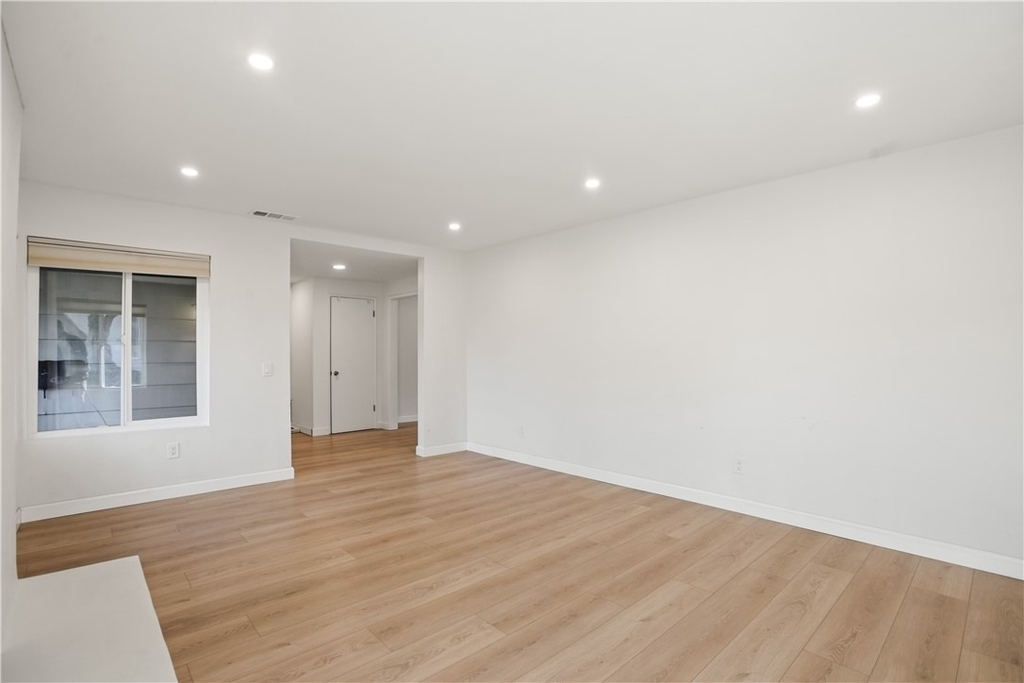 1185 La Subida Court - Photo 15