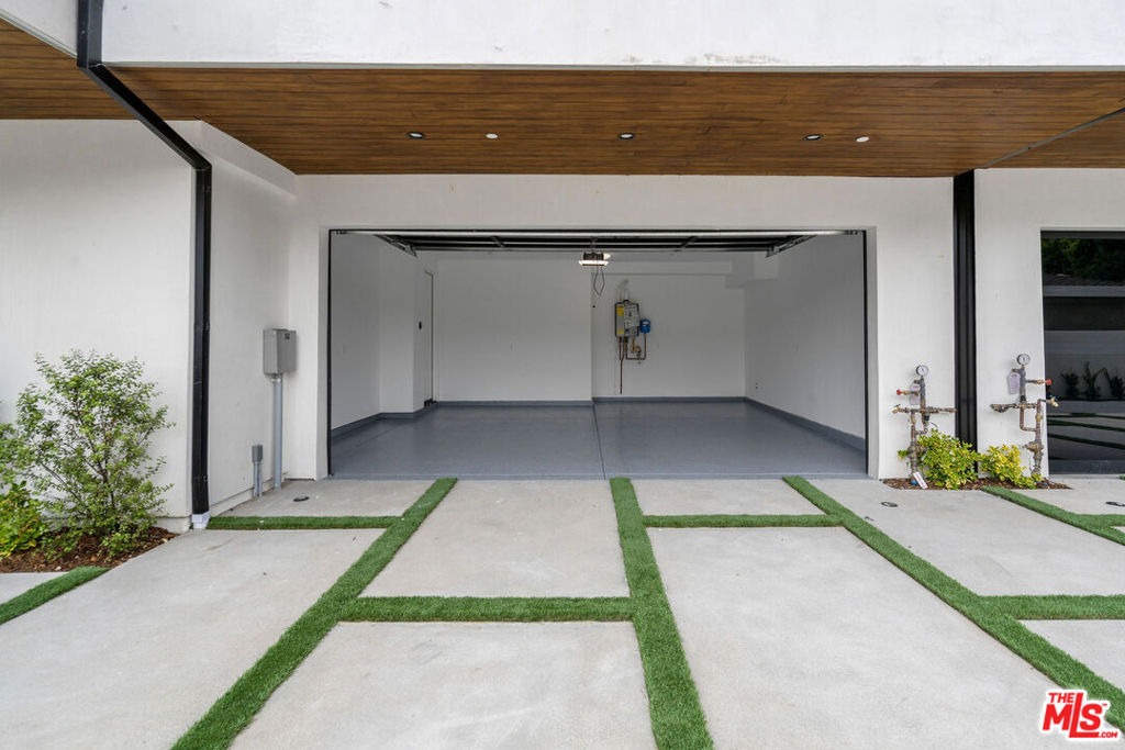 4326 Serene Place - Photo 31
