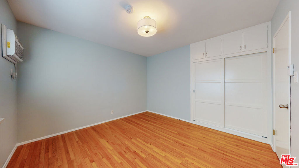 11284 Montana Avenue - Photo 7