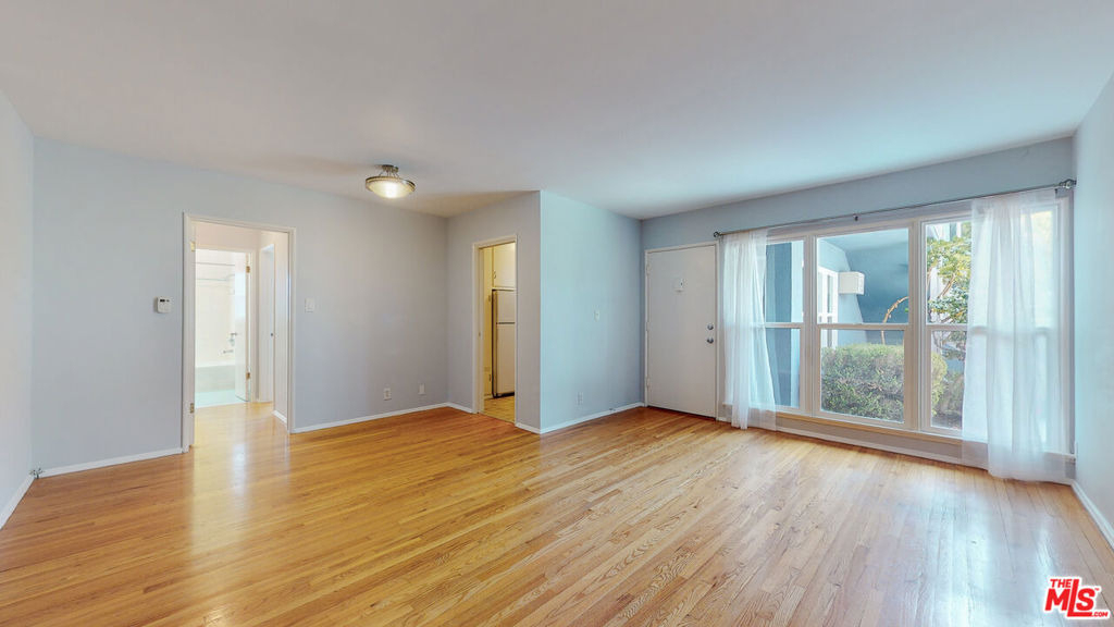 11284 Montana Avenue - Photo 2
