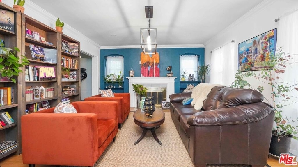 3801 Sutro Avenue - Photo 4