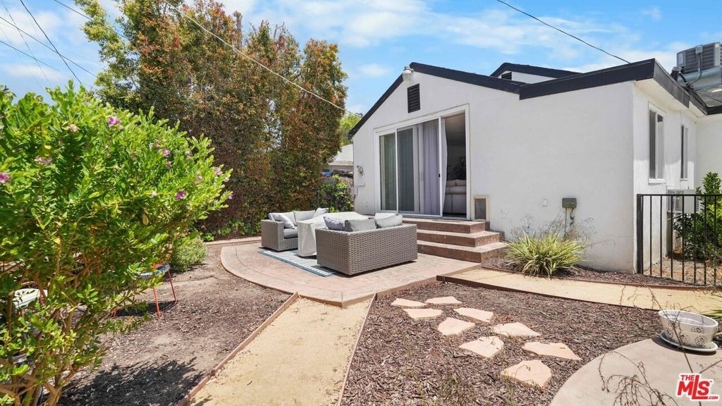 3801 Sutro Avenue - Photo 27