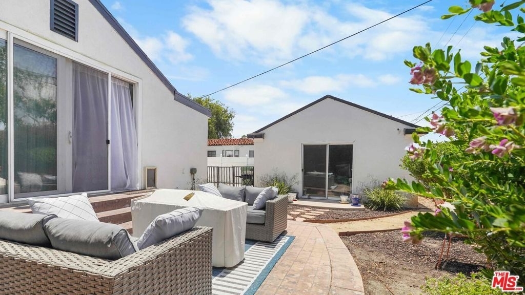 3801 Sutro Avenue - Photo 28