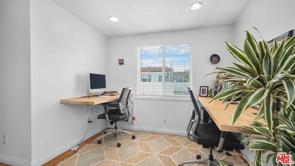 3801 Sutro Avenue - Photo 22