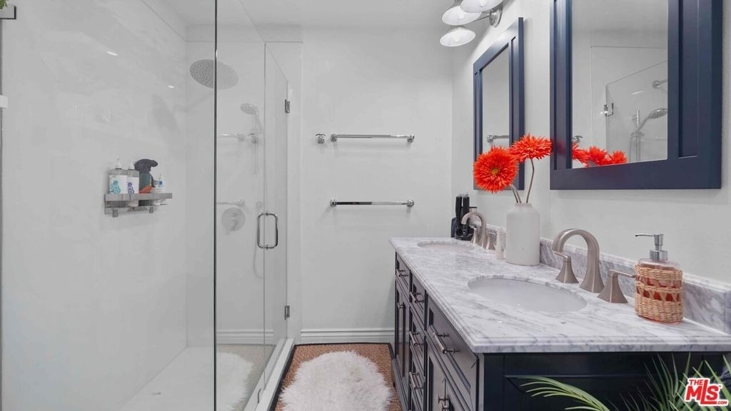 3801 Sutro Avenue - Photo 11
