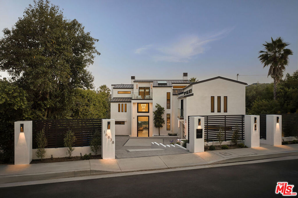 16838 Oak View Drive - Photo 47