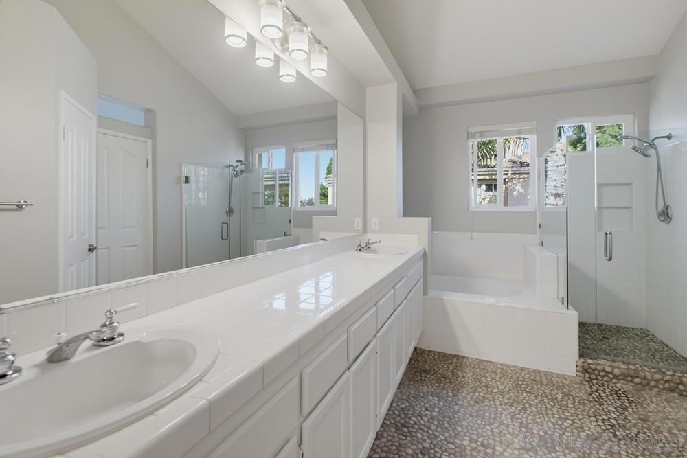 7130 Calabria Ct - Photo 47